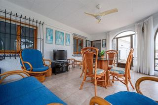 Chalet en venta en La Siesta - El Salado - Torreta en Torrevieja