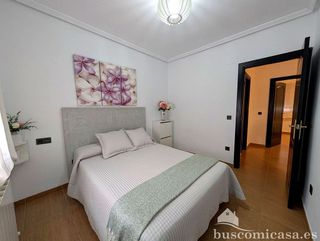 Chalet en venta en Linares