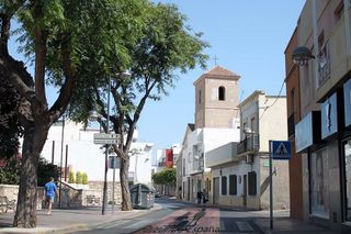 Casa adosada en venta en Huércal de Almería