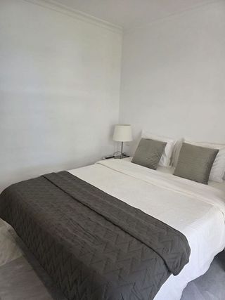 Piso en alquiler en Nueva Andalucía centro en Marbella