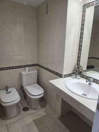 Piso en alquiler en Nueva Andalucía centro en Marbella