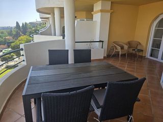 Piso en alquiler en Nueva Andalucía centro en Marbella