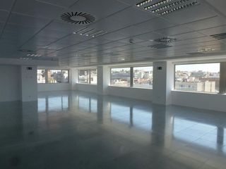 Oficina en alquiler en Almagro en Madrid