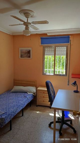 Piso en alquiler en Poligono Norte - Villegas - La Fontanilla en Sevilla