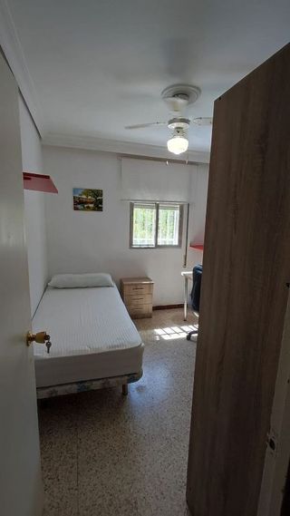 Piso en alquiler en Poligono Norte - Villegas - La Fontanilla en Sevilla