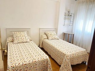 Piso en alquiler en Ciudad Jardín - Zoco en Córdoba