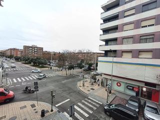 Piso en alquiler en Ciudad Jardín - Zoco en Córdoba