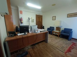 Oficina en alquiler en Plaza España - Villa Pilar - Reyes Católicos - Vadillos en Burgos