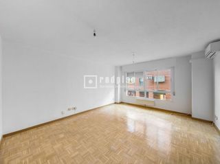 Piso en alquiler en Prado Santo Domingo - Ensanche en Alcorcón
