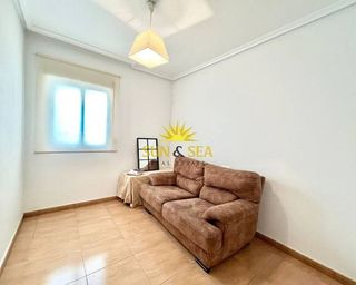 Piso en alquiler en Dolores