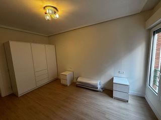 Piso en alquiler en Centro en Gijón