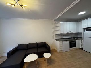 Piso en alquiler en Centro en Gijón