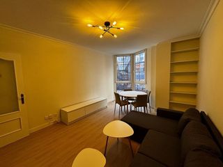 Piso en alquiler en Centro en Gijón