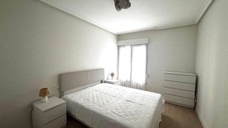 Piso en alquiler en Centro en Gijón