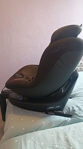 Silla de coche para bebé gris