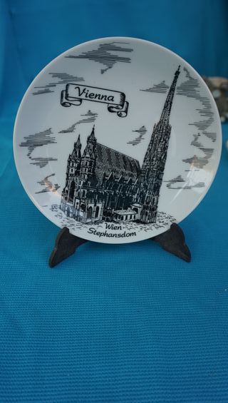 Decorazione in ceramica vintage 2€ ciascuna, vedi foto