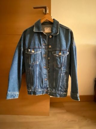 Chaqueta tejana Bershka azul Talla XS