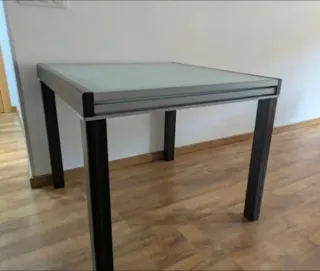 Mesa Comedor + Mueble TV + Vitrina + Estantería