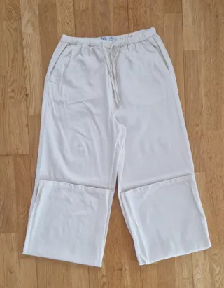 Pantalón Zara beige nuevo