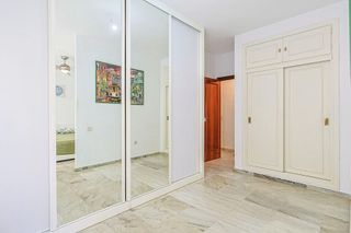 Piso en venta en Colores - Entreparques en Sevilla