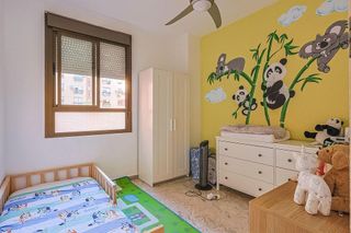 Piso en venta en Colores - Entreparques en Sevilla