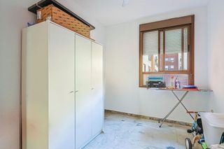 Piso en venta en Colores - Entreparques en Sevilla