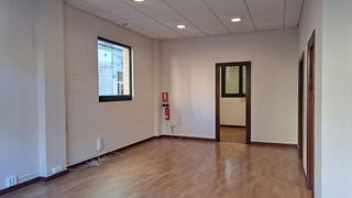 Local comercial en venta en El Coto en Gijón