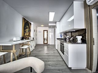 Piso en venta en Playa Bajadilla - Puertos en Marbella