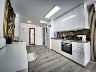 Piso en venta en Playa Bajadilla - Puertos en Marbella