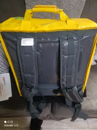 Mochila Glovo Amarilla