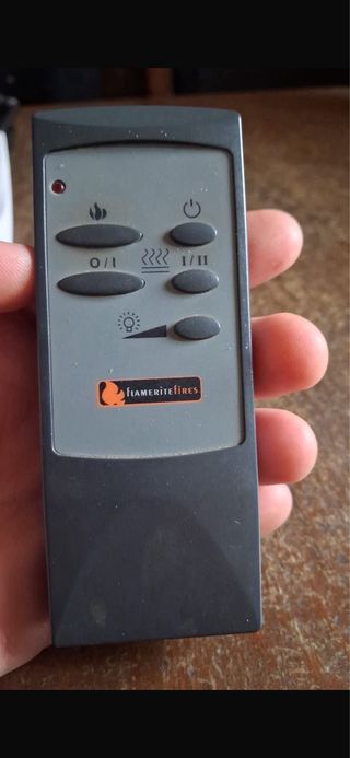 Estufa eléctrica decorativa beige