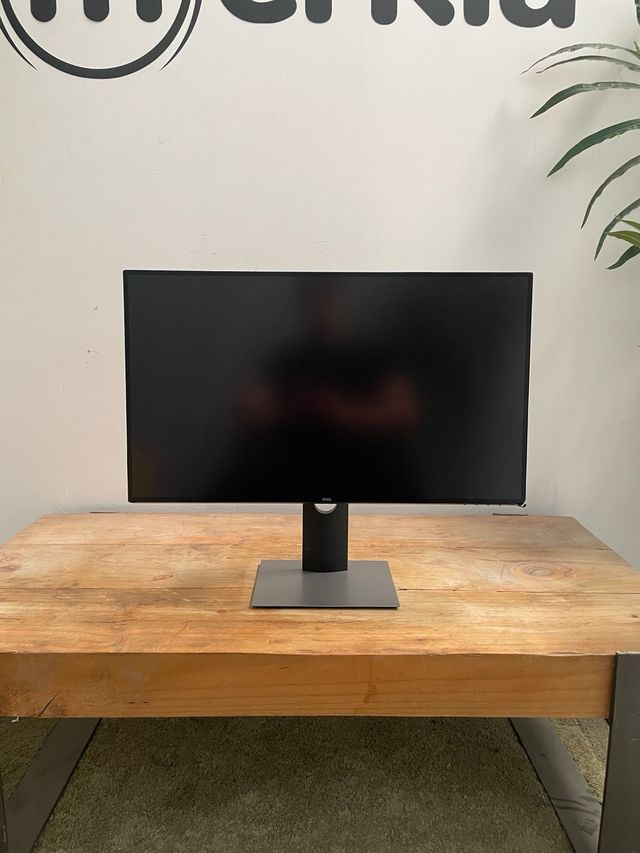 Dell U2717D