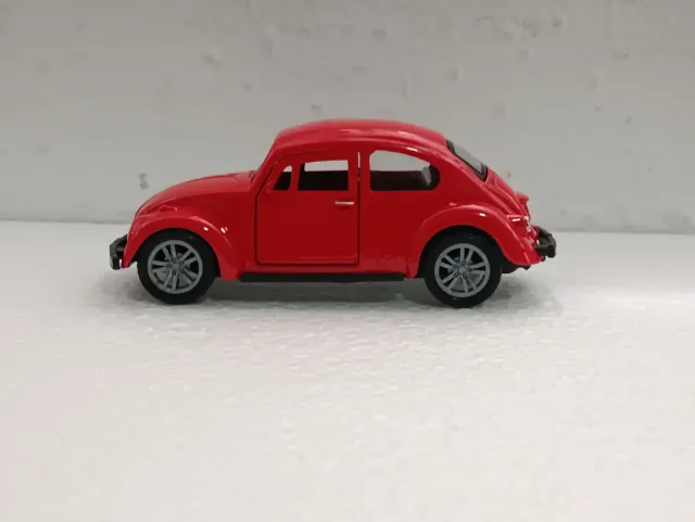 Coche 1:43 replica juguete escarabajo
