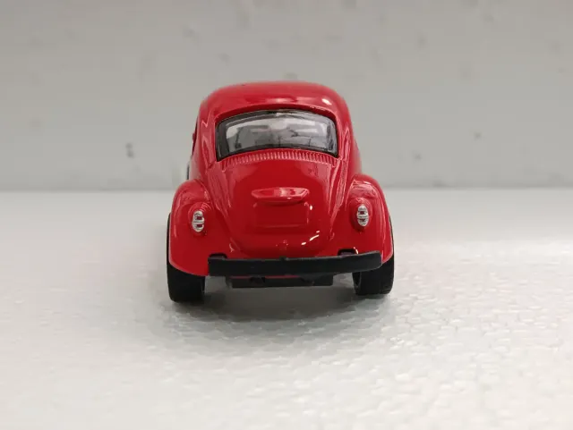 Coche 1:43 replica juguete escarabajo