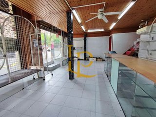 Local comercial en venta en Les Torres - Ca n'Alzamora en Rubí