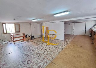 Local comercial en venta en Les Torres - Ca n'Alzamora en Rubí