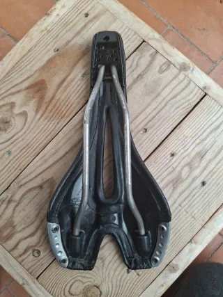 Sillín Specialized Phenom 130 TI