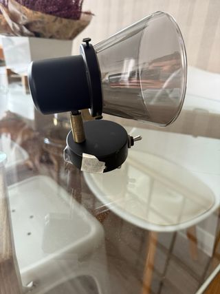 Apliques de pared negros y transparentes