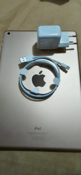 iPad 7ª Gen dorado