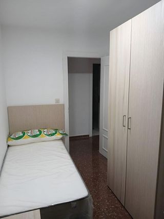 Piso en alquiler en Polígono Cartuja – La Paz en Granada