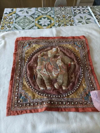 Arazzo stoffa rilievo oriente