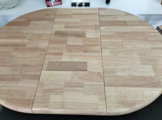 Mesa redonda Y SILLAS