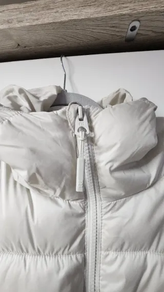 Cazadora acolchada Pull&Bear beige