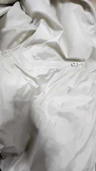 Cazadora acolchada Pull&Bear beige