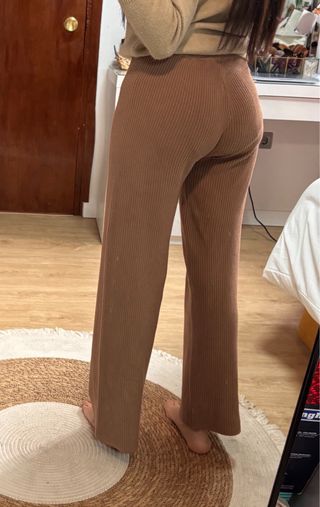 Pantalón punto ancho marrón talla única