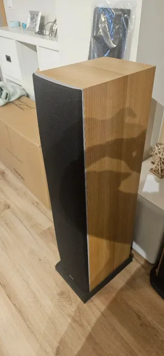 Altavoces Bowers & Wilkins Frontales y Central