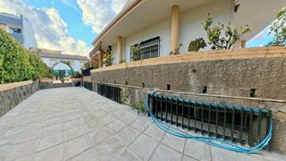 Casa adosada en venta en Zubia (La)