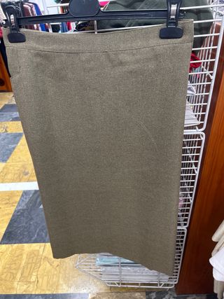 Lote 10 Faldas Señora Rectas Beig. Negra, Marrón.