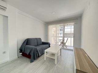 Piso en alquiler en La Luz - El Torcal en Málaga