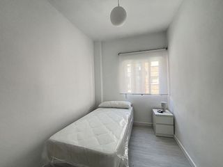 Piso en alquiler en La Luz - El Torcal en Málaga